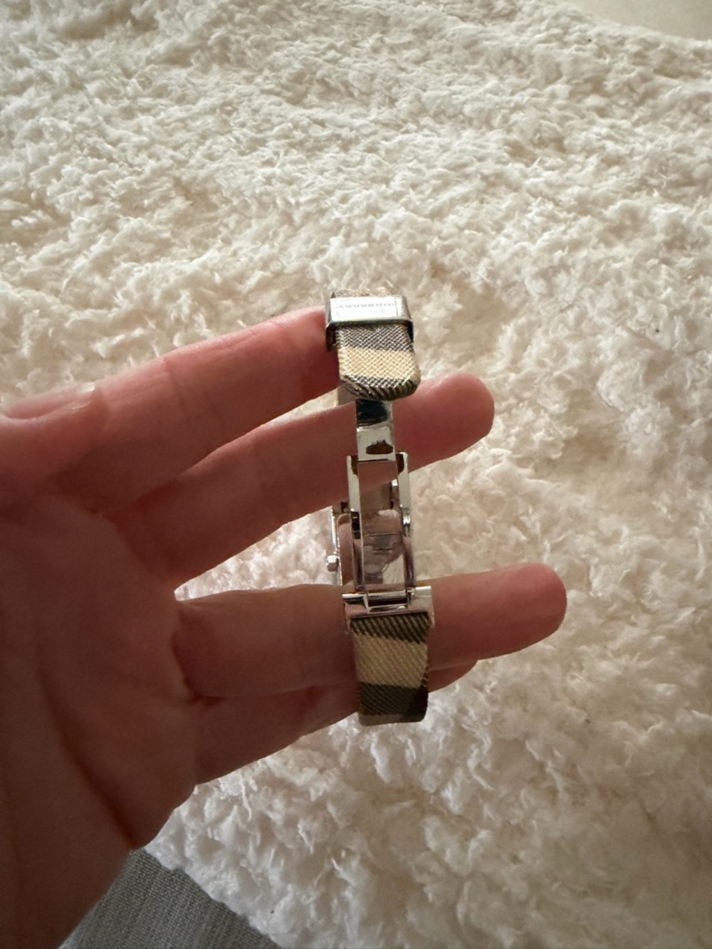 Burberry ladies watch. Nova Check band model Bu1009 - Picture 3 of 5